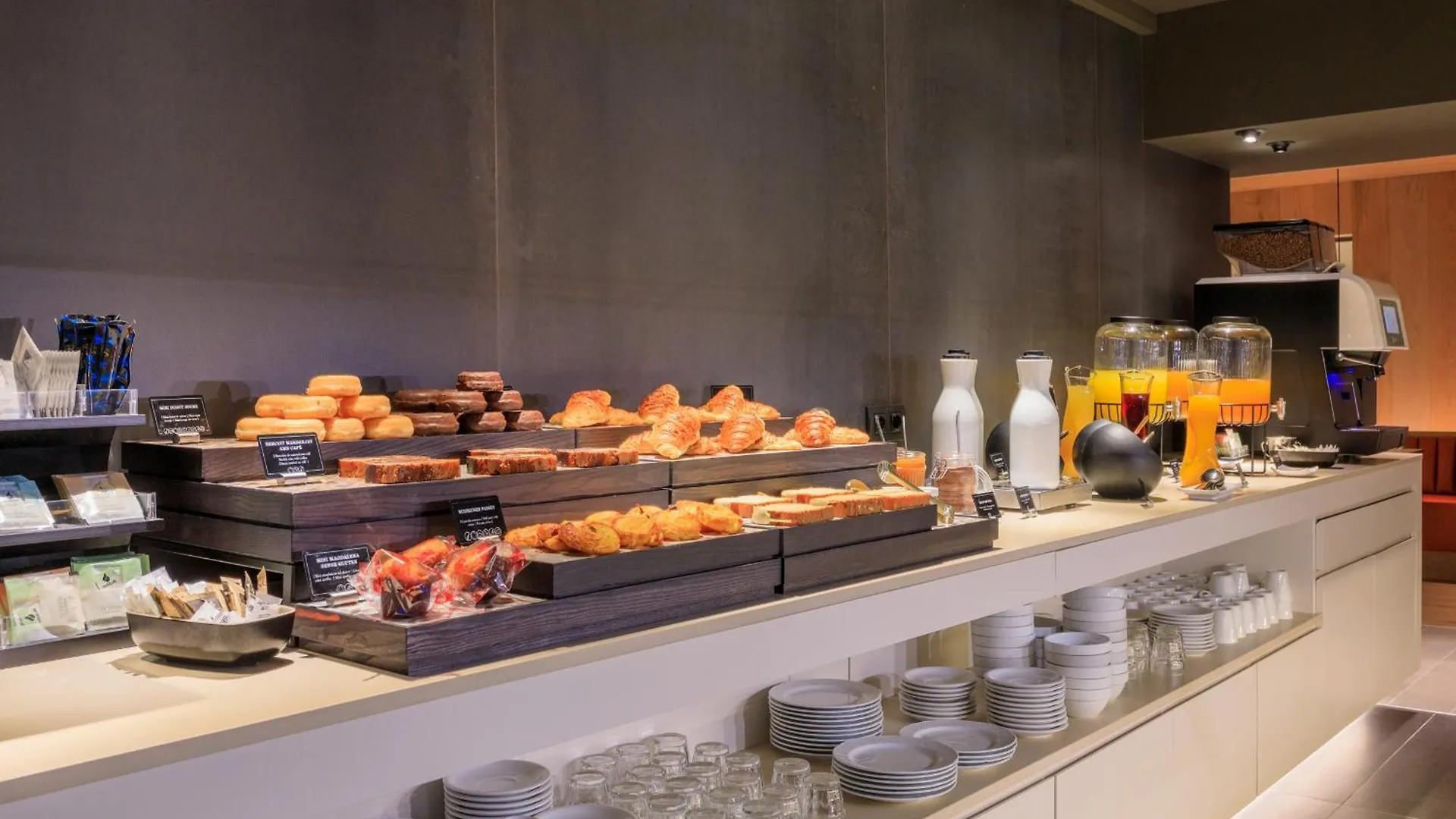 Gran Hotel Barcino Barcelona