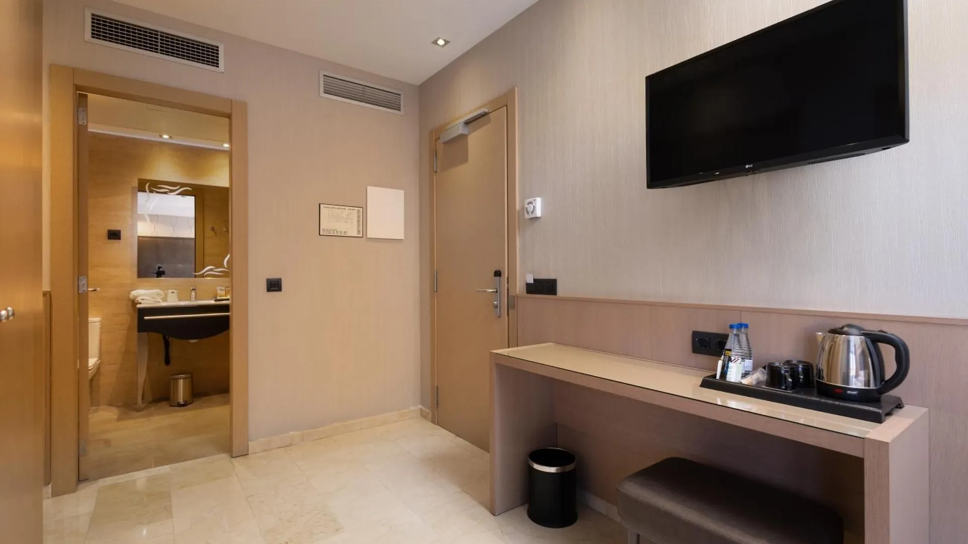 Gran Hotel Barcino Barselona