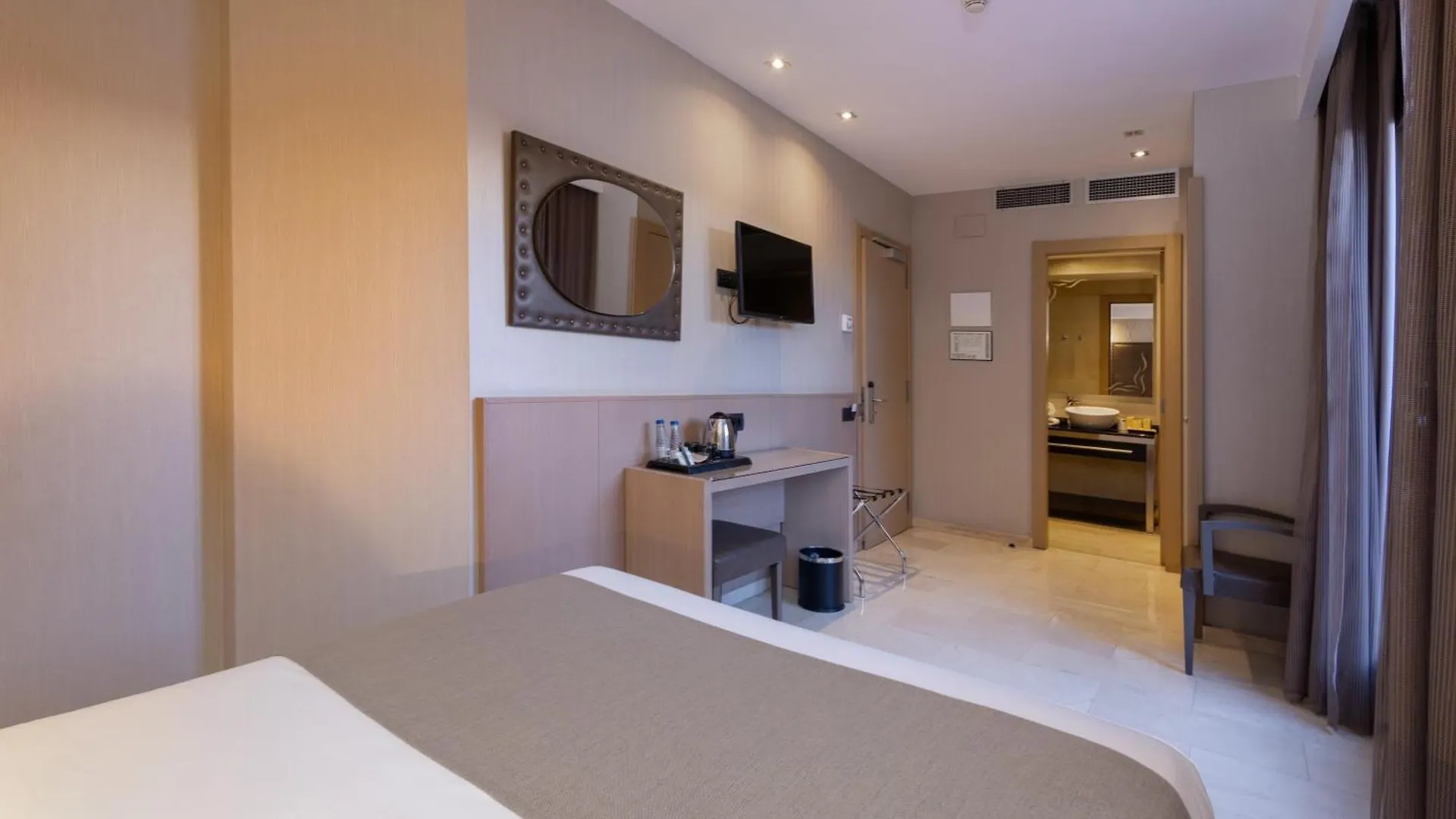 Gran Hotel Barcino Barselona