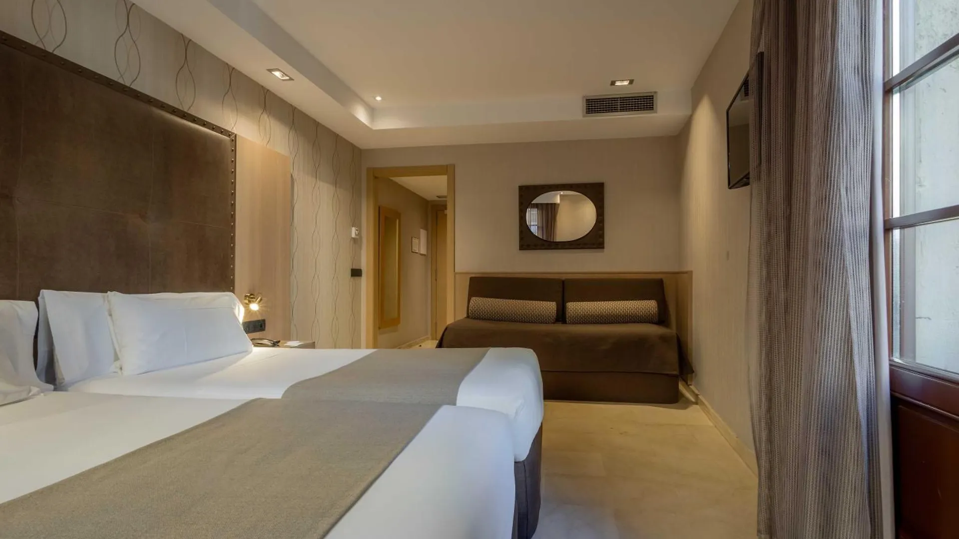 Gran Hotel Barcino Barselona