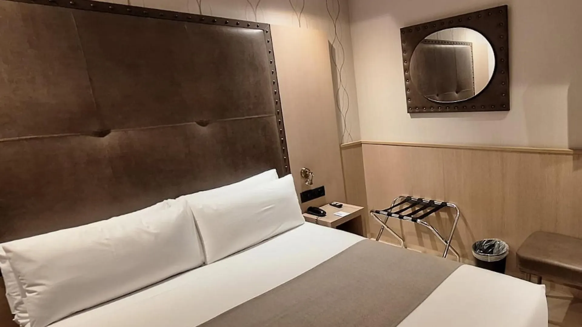 ****  Gran Hotel Barcino Barcelona Hiszpania